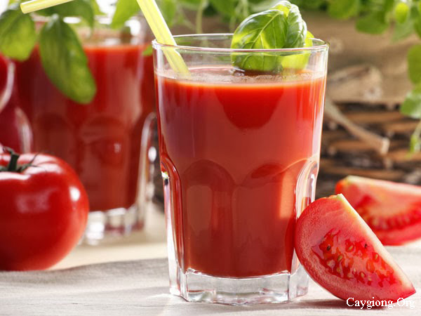 8 cách làm đẹp đơn giản từ cà chua