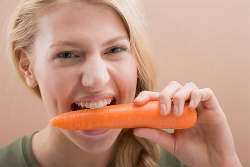 Ăn cà rốt tốt cho mắt